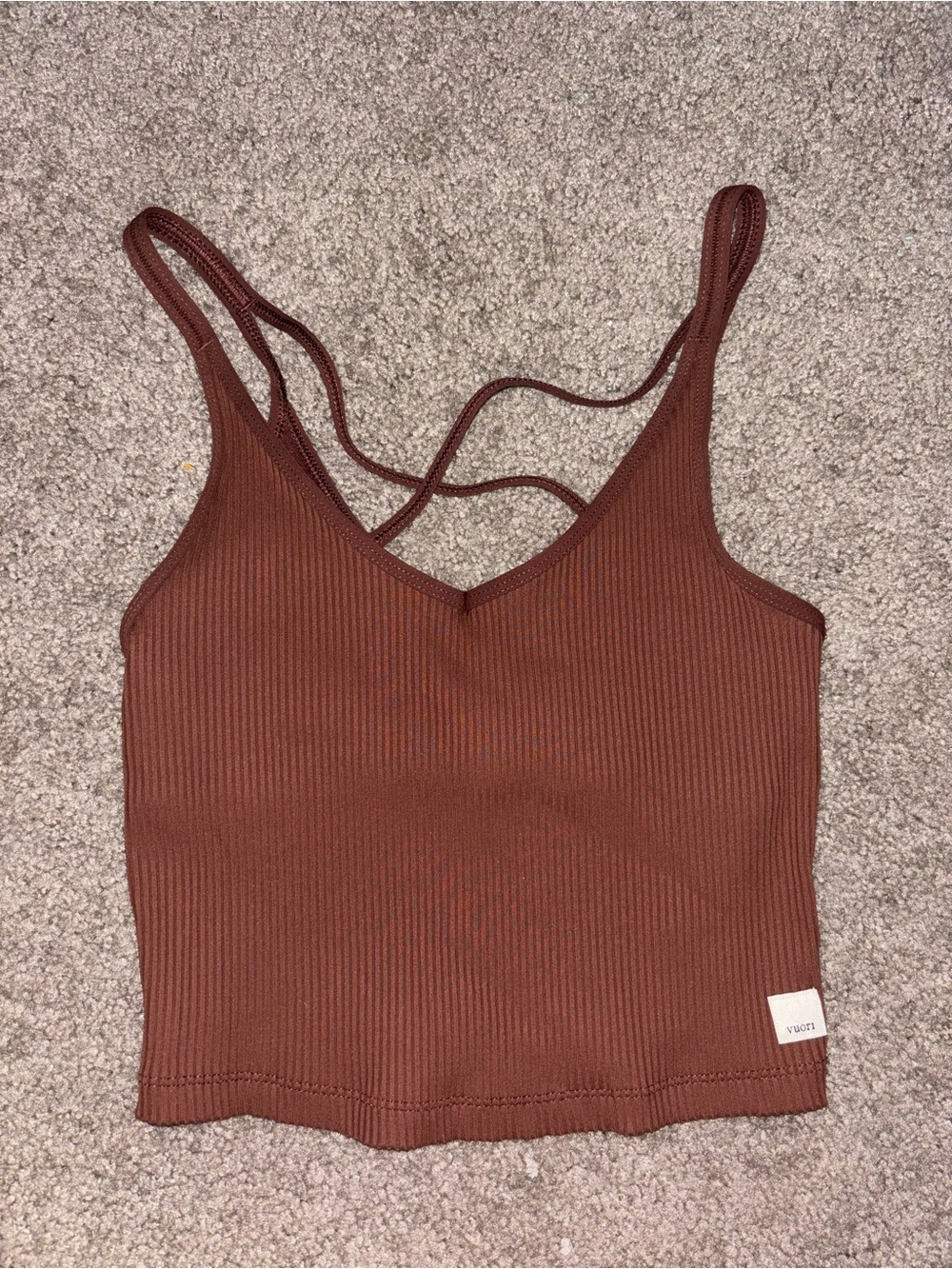 Vuori Ripped Cropped Chocolate Brown Tank Top Built in Bra Size xs